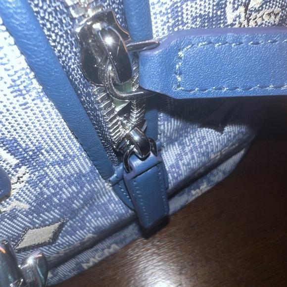 NEW MCM BLUE BOSTON BAG - Picture 8 of 9